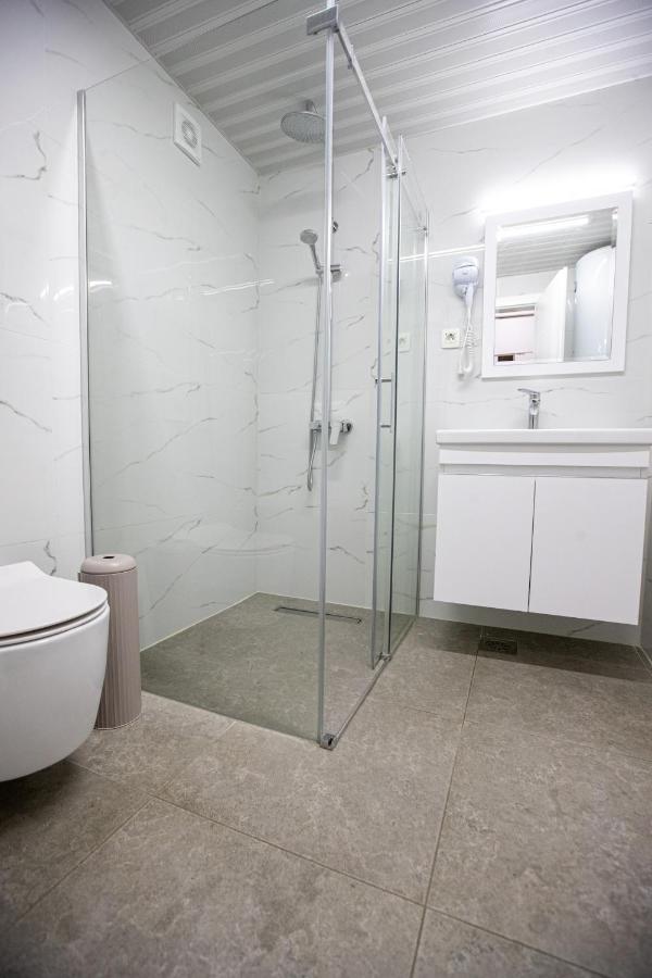 Queens Central Apartments Ohrid Eksteriør billede